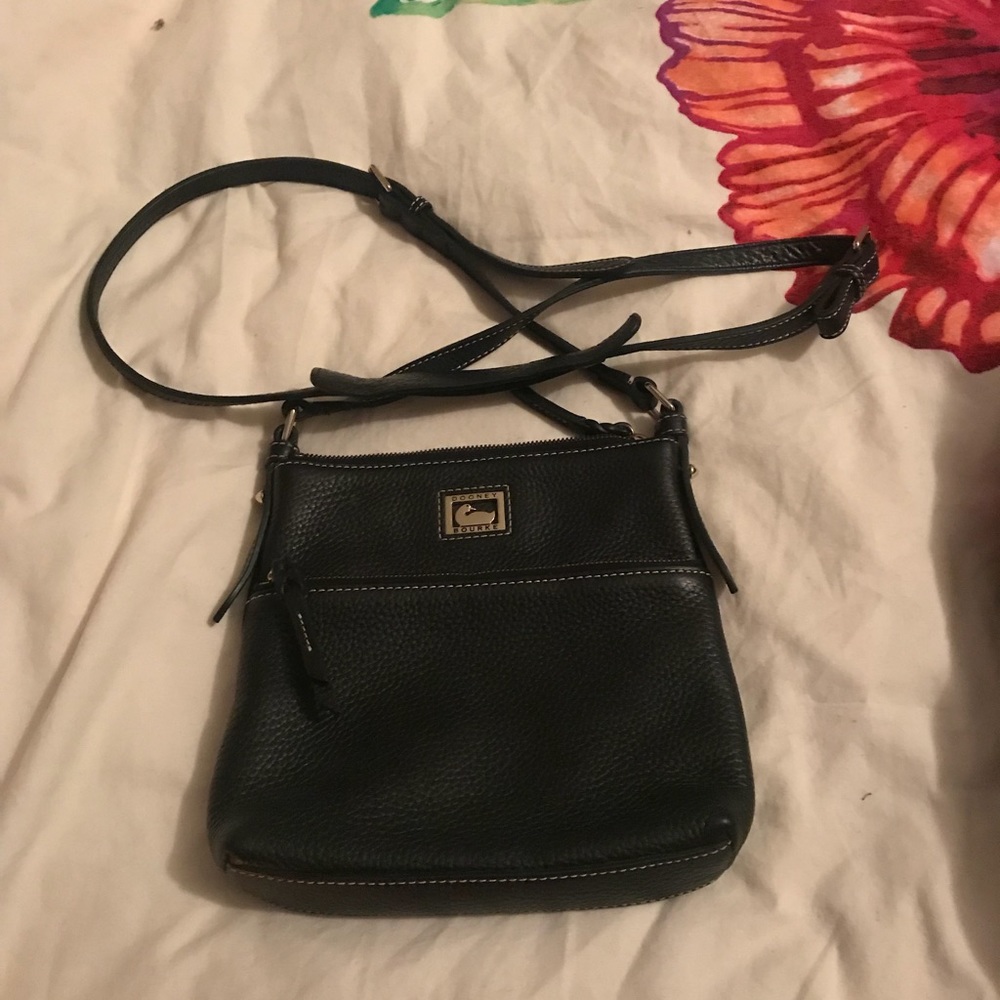 Dooney & Bourke crossbody purse